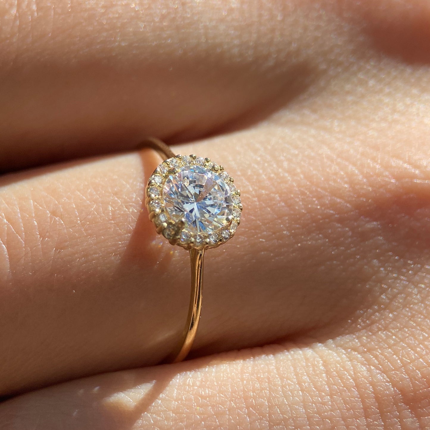 Anillo de compromiso en oro