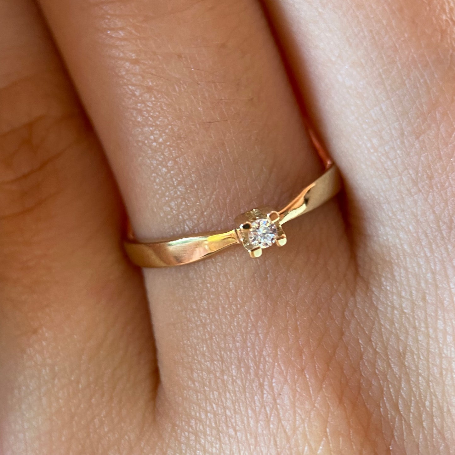 Anillo de compromiso en oro