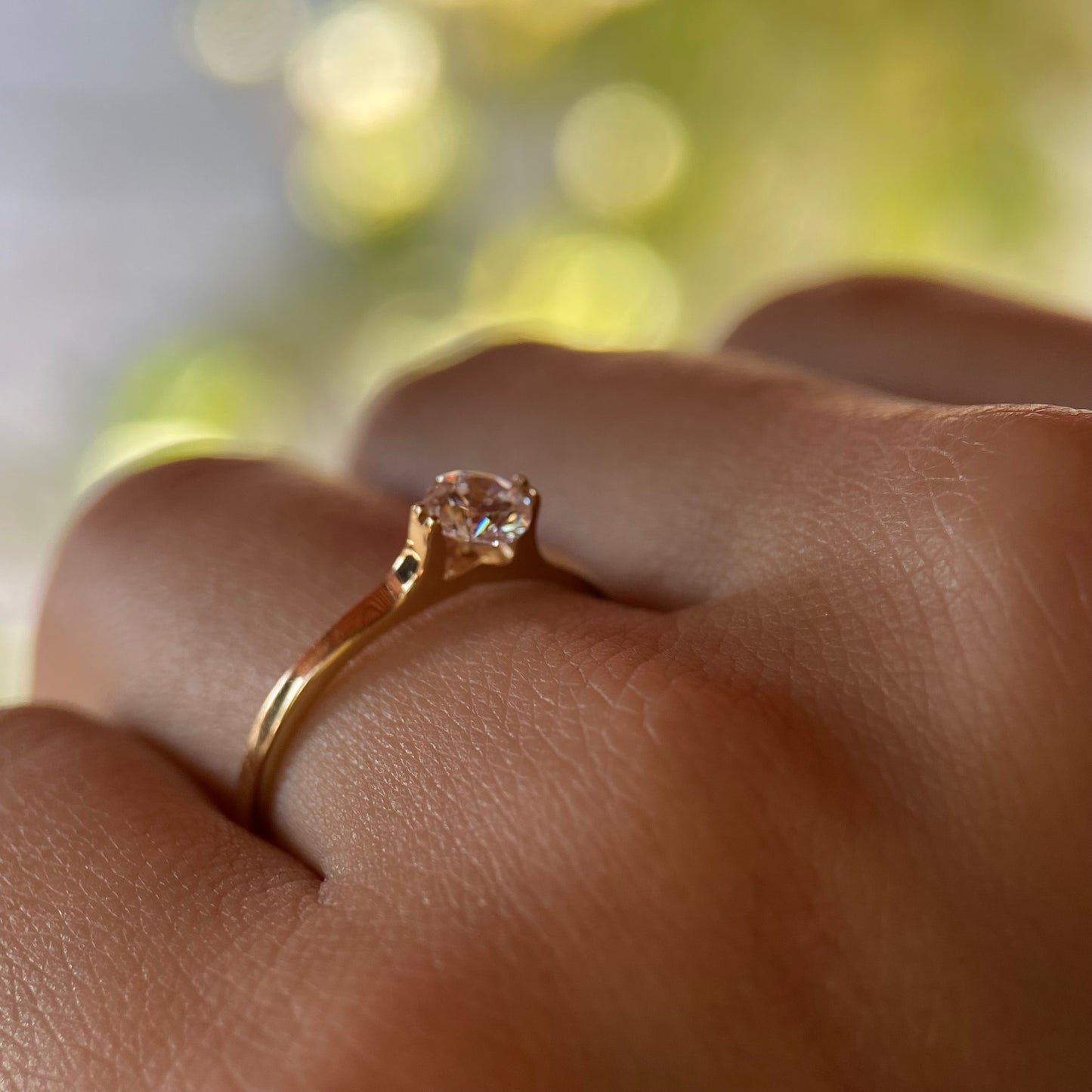 Anillo de compromiso en oro