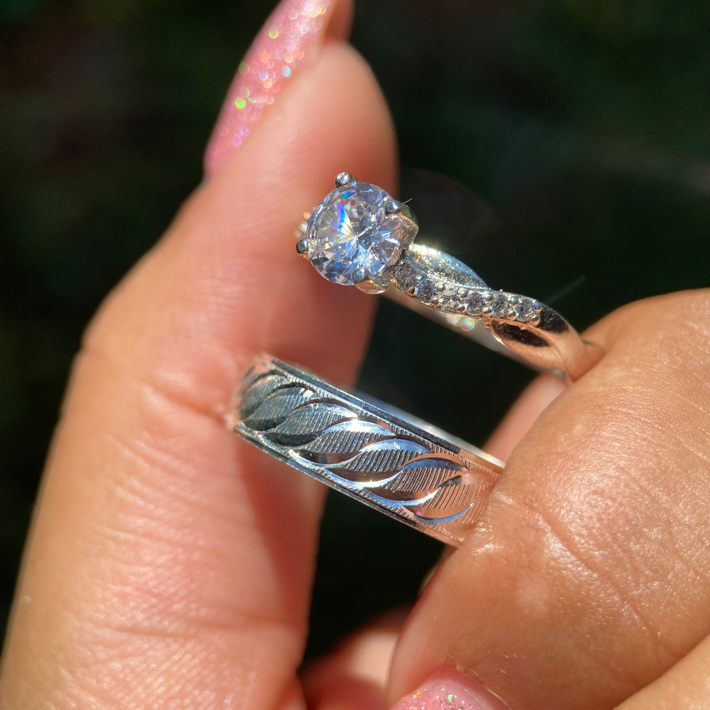 Dúo de anillos Edward-Charlize en plata con circonias