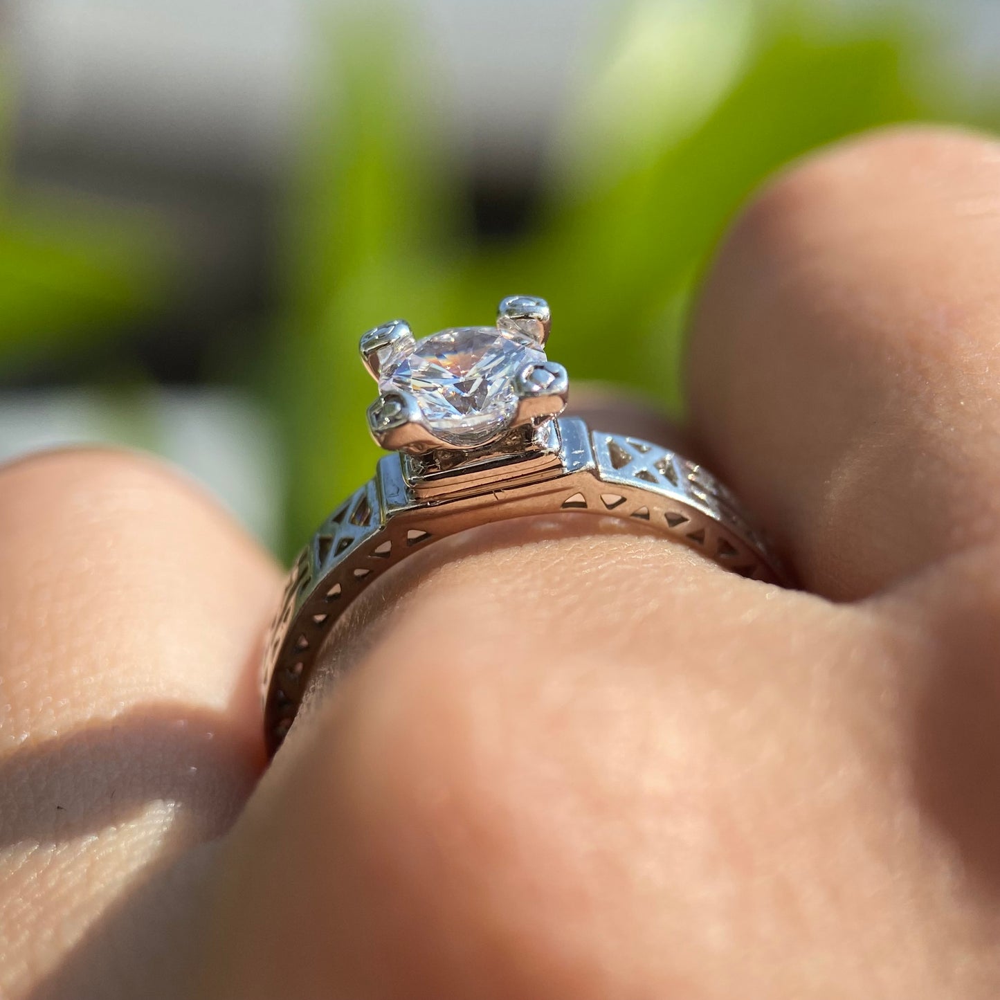 Anillo de compromiso en oro