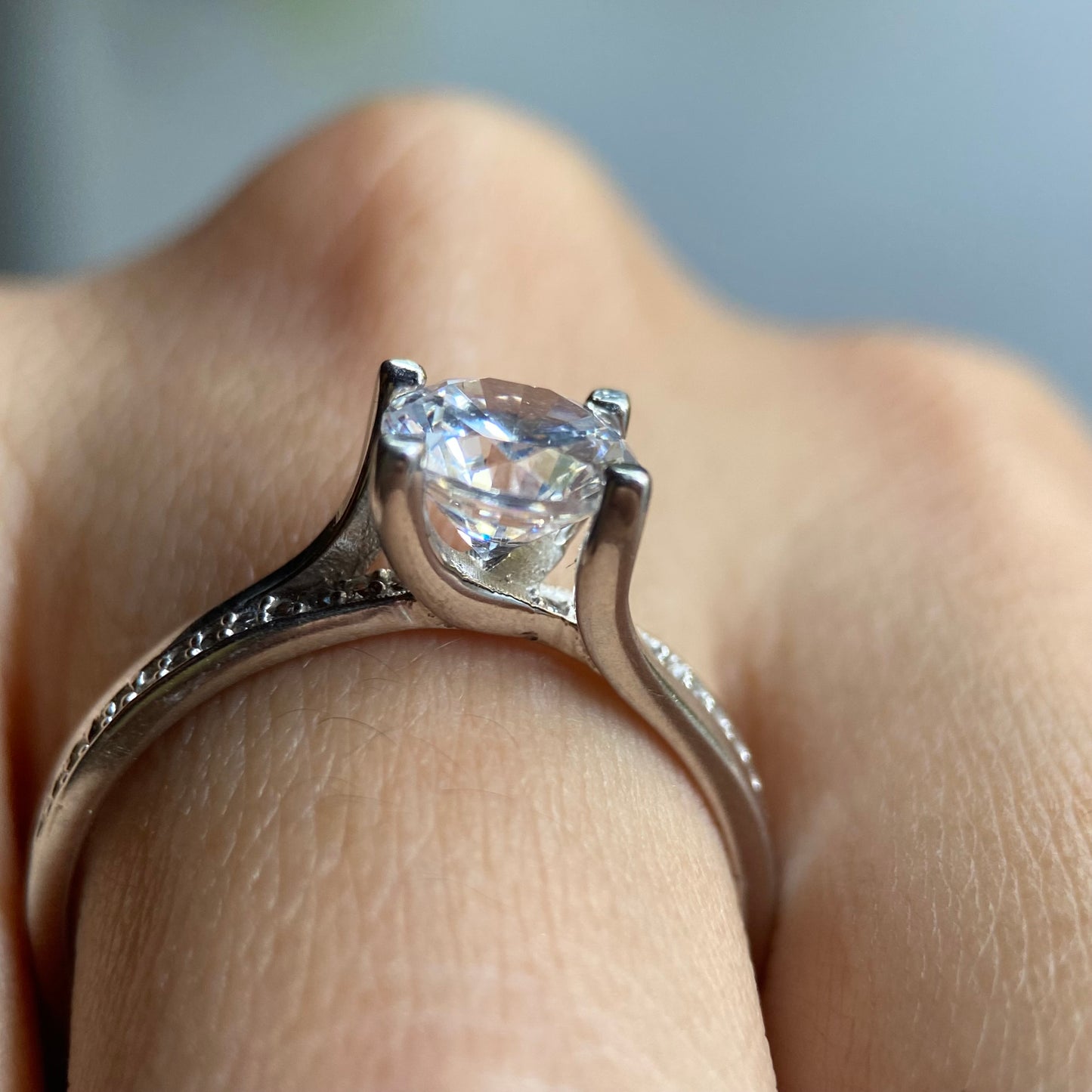 Anillo de compromiso en oro
