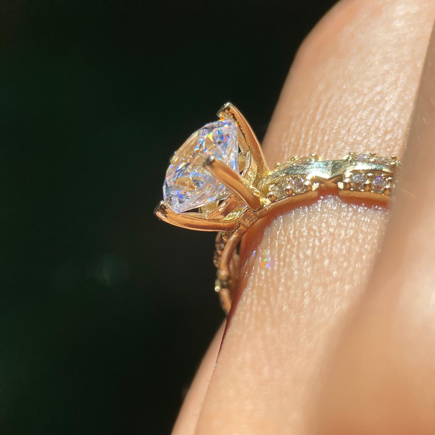 Anillo de compromiso en oro